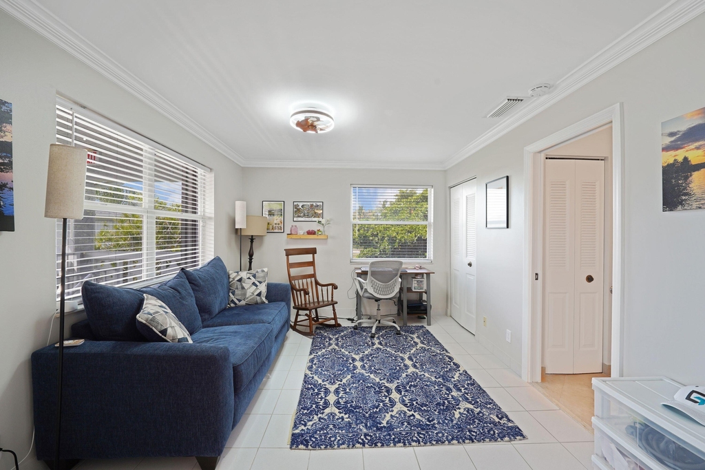 2835 Sw 13th Street - Photo 10