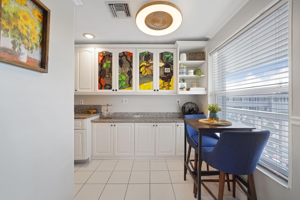 2835 Sw 13th Street - Photo 1