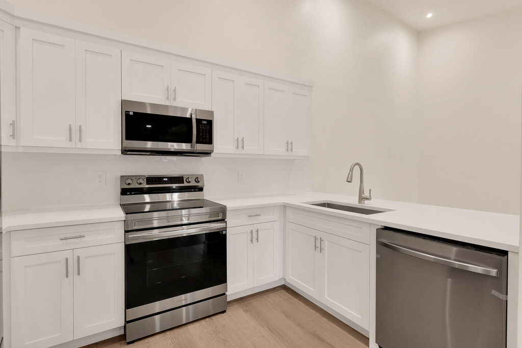 6299 Chasewood Drive - Photo 5