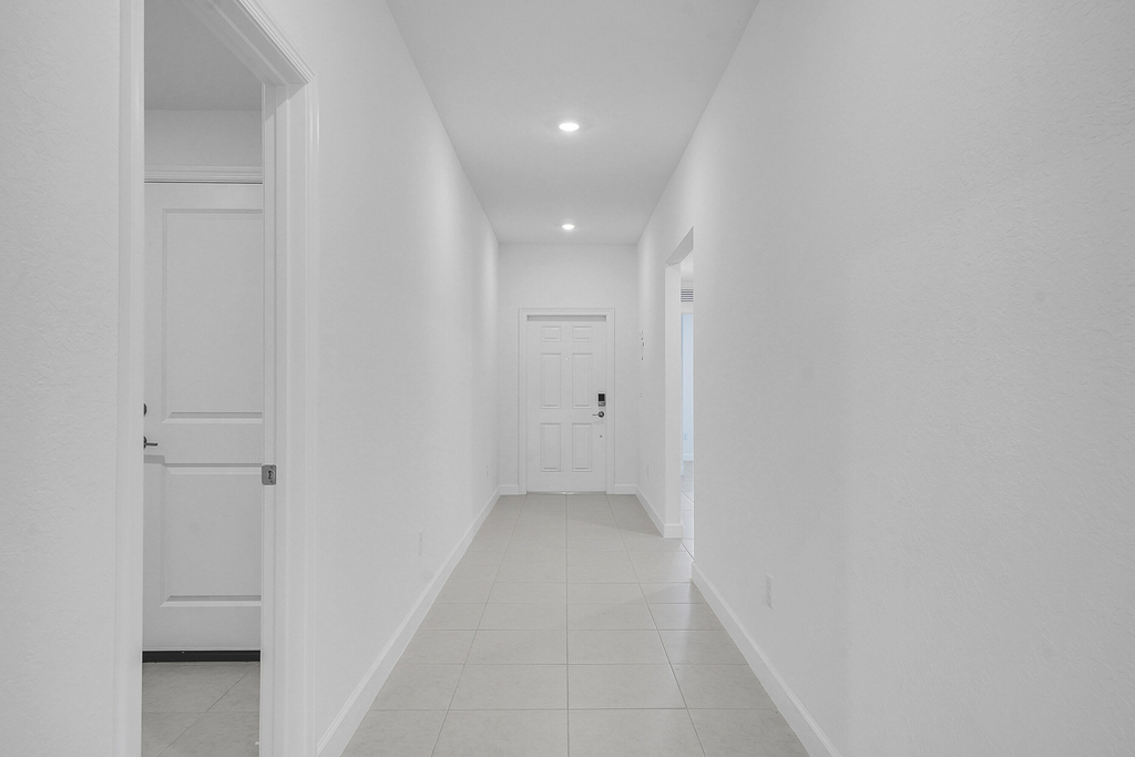 6394 Nw Windwood Way - Photo 1