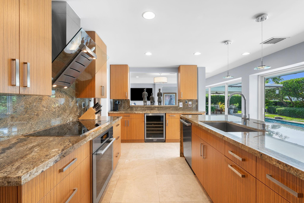 2848 Ne 35th Court - Photo 12