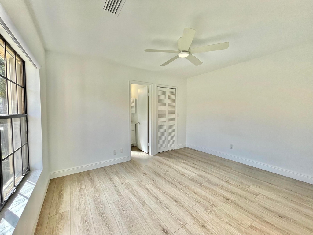 359 Prestwick Circle - Photo 12