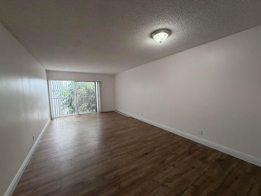 8720 N Sherman Circle - Photo 1