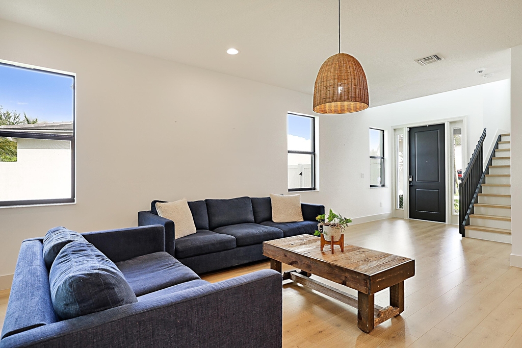 6151 Yerba Buena Court - Photo 6