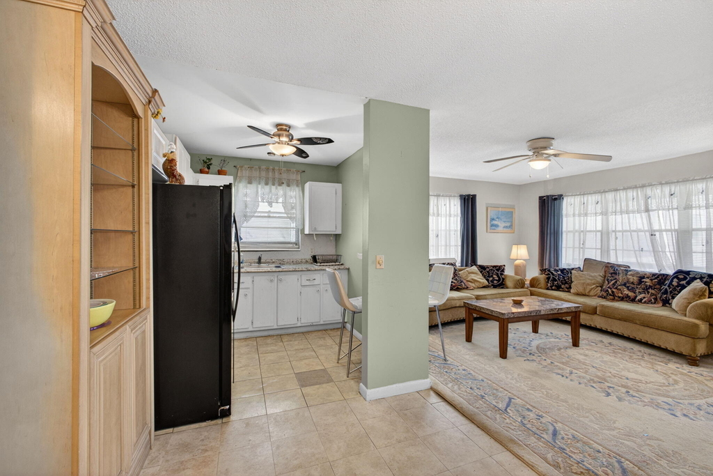157 Camden G - Photo 8
