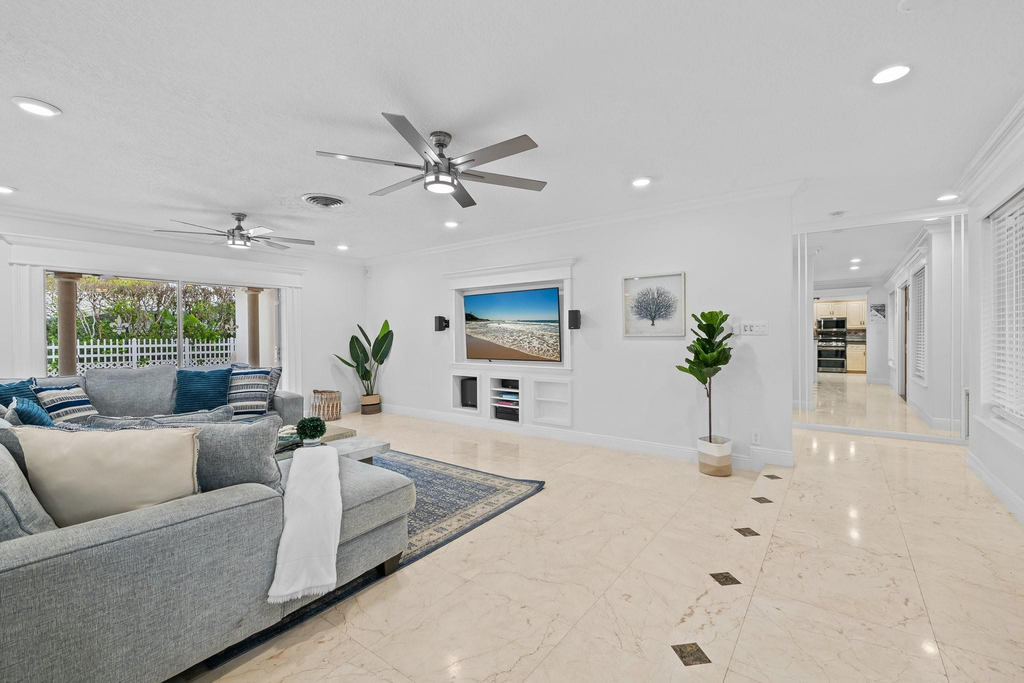 5790 Ne 20th Terrace - Photo 11