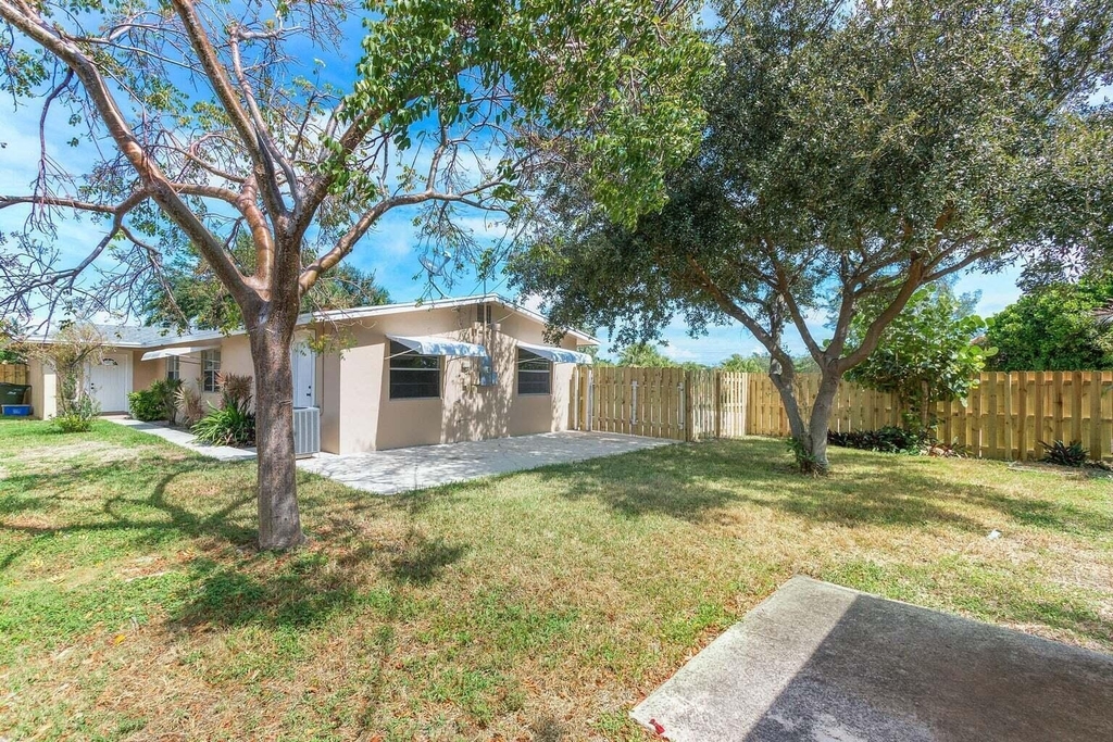 272 Ne 13th Street - Photo 35