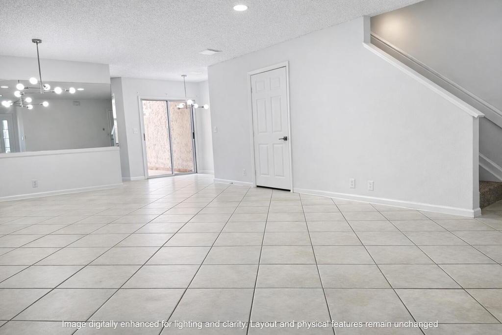 703 Crosswinds Drive - Photo 4