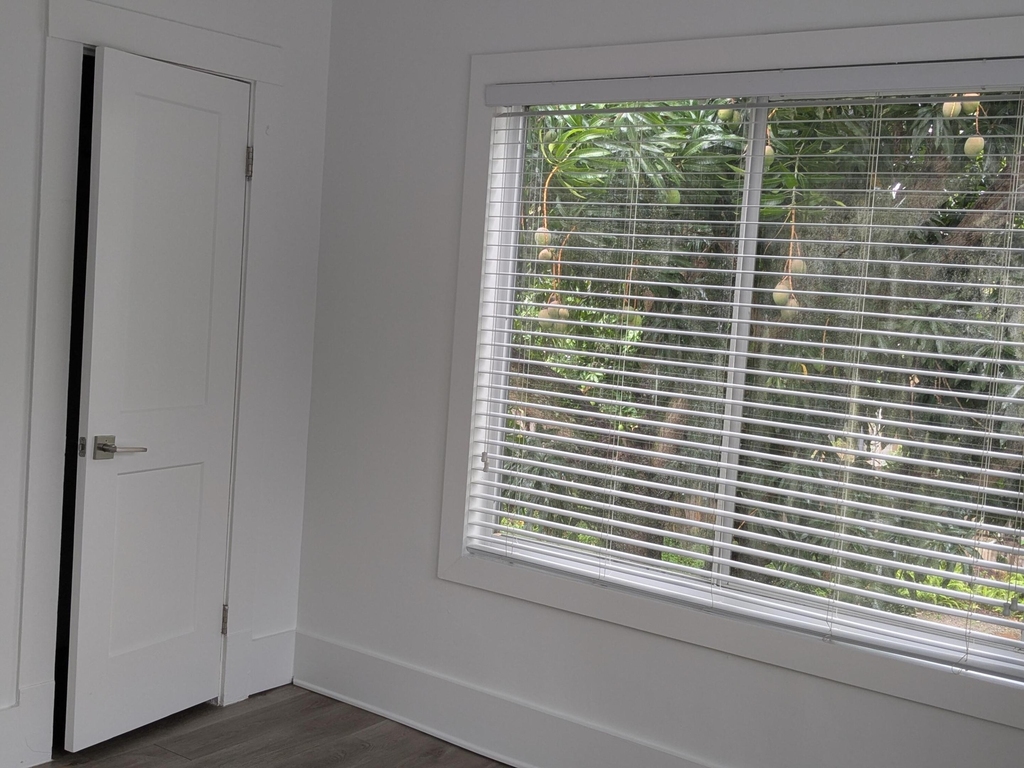 21 Se 11th Avenue - Photo 5