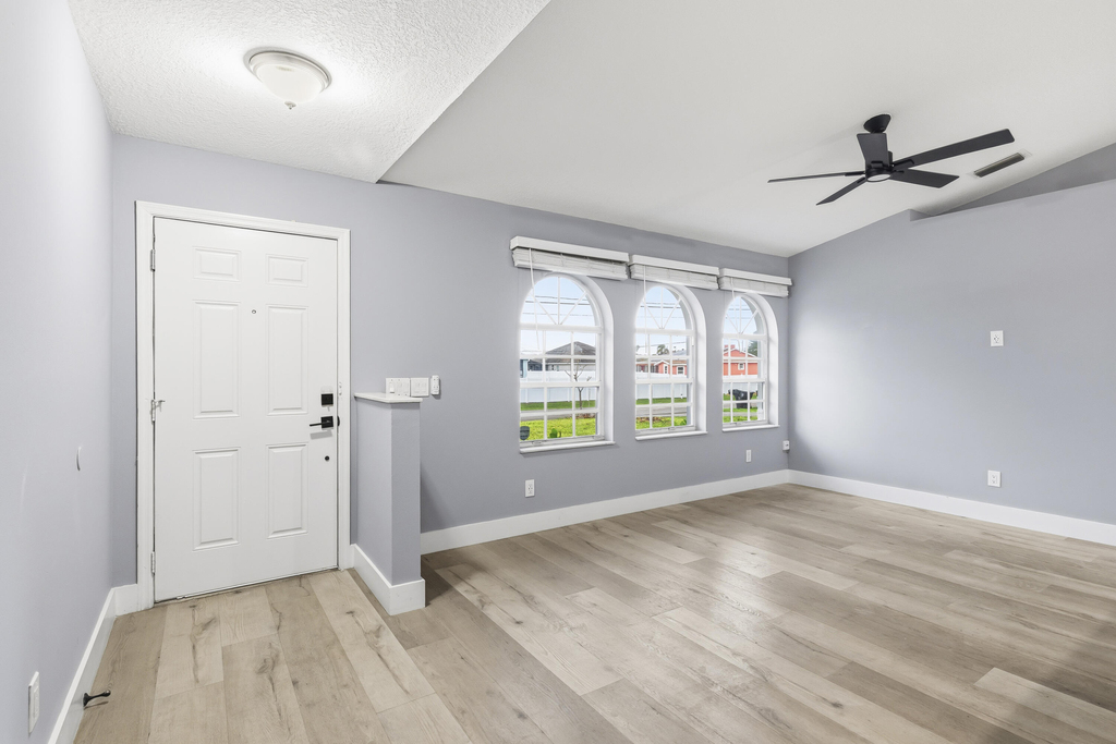 1717 Sw Burlington Street - Photo 5