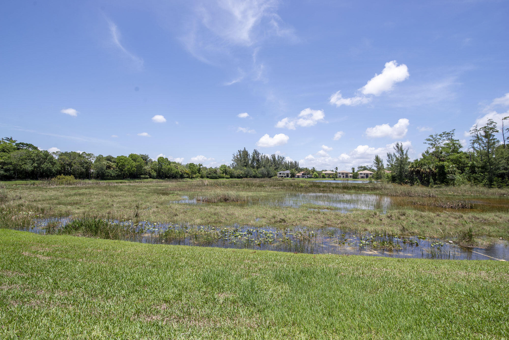 8801 Wellington View Drive - Photo 43