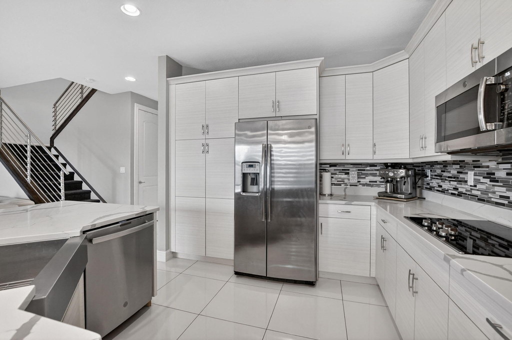 10106 Akenside Drive - Photo 12