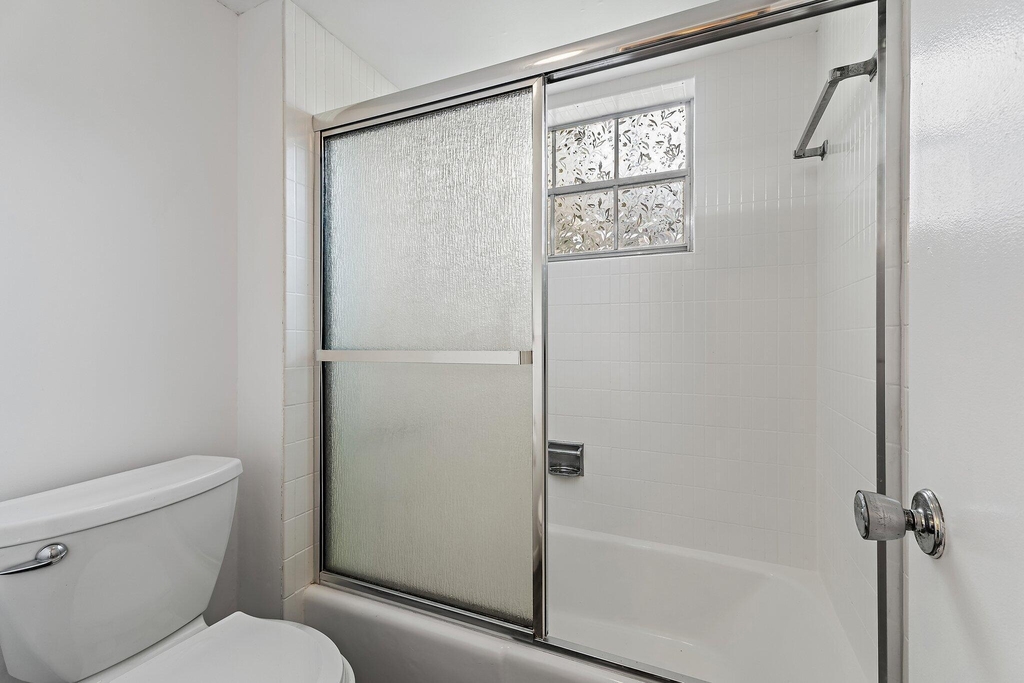 5570 Tamberlane Circle - Photo 24