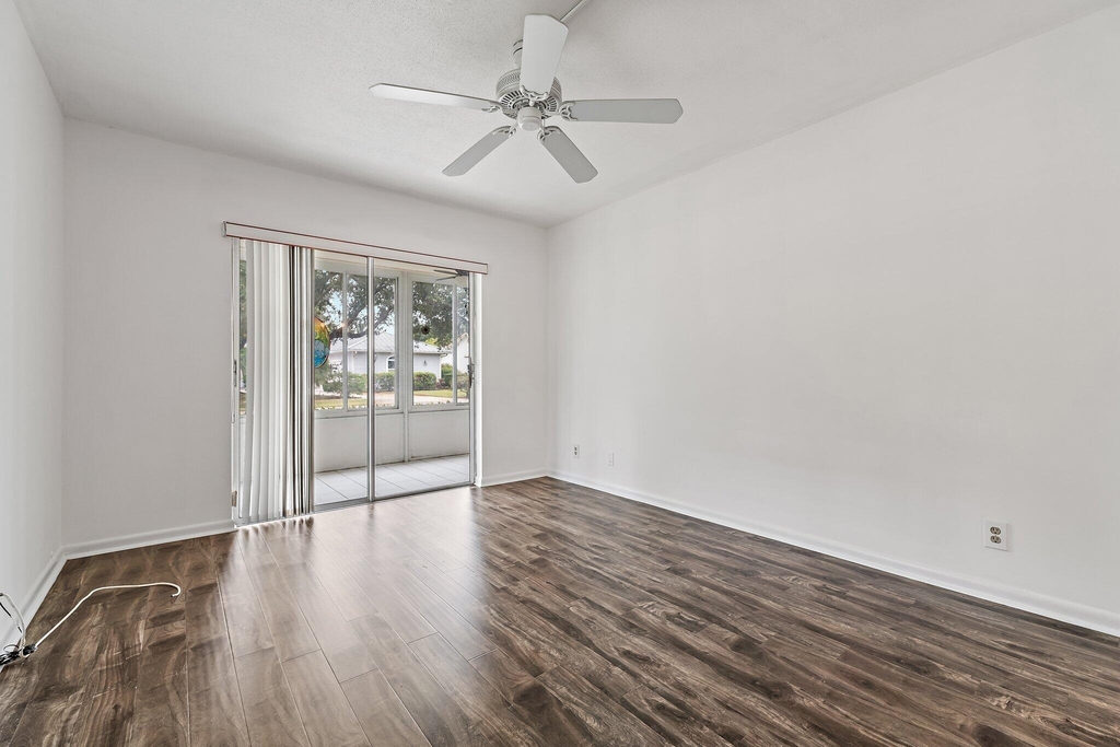 5570 Tamberlane Circle - Photo 20