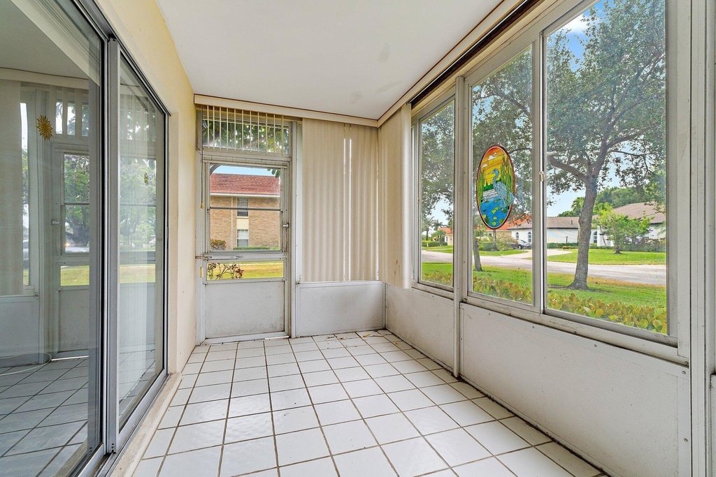 5570 Tamberlane Circle - Photo 26