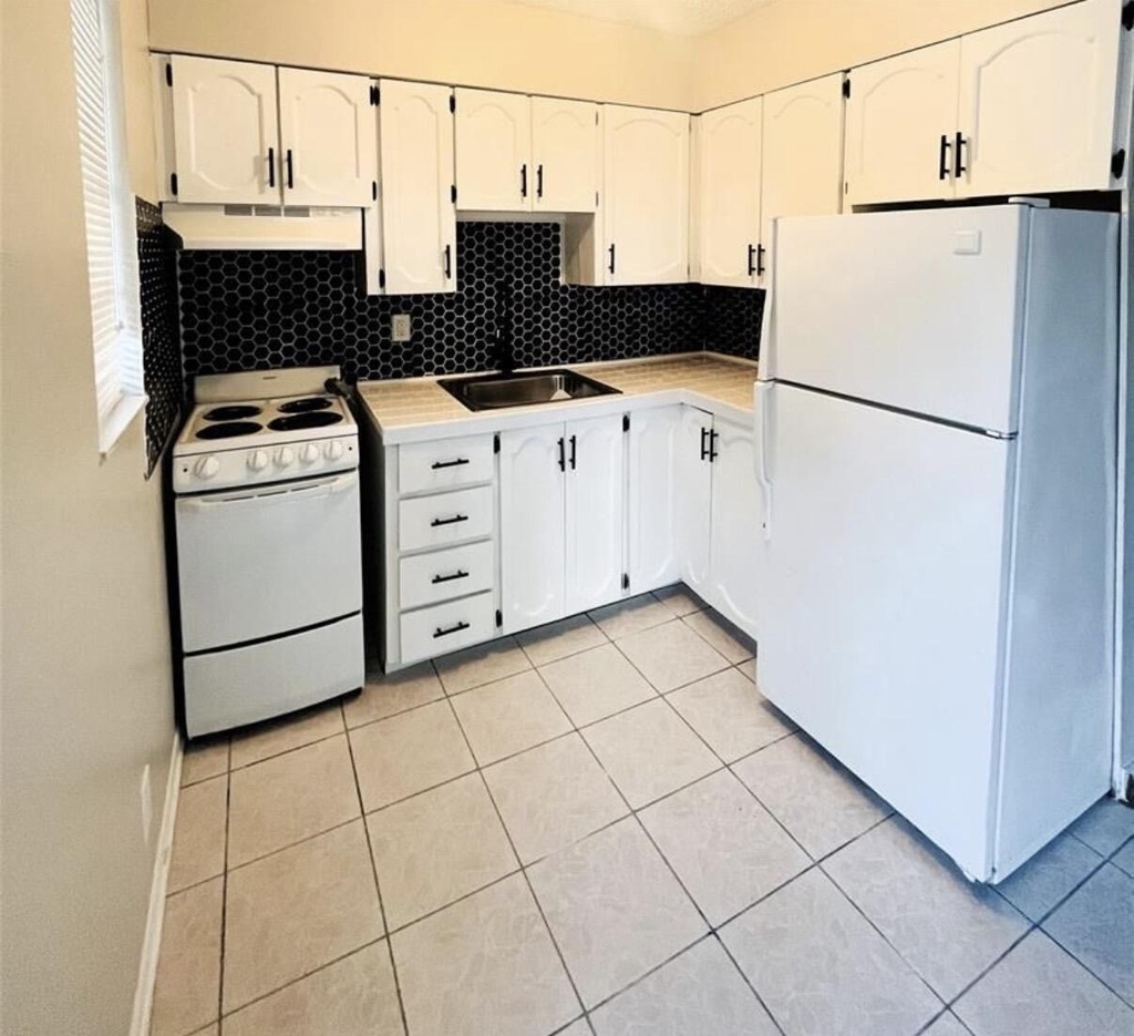 47 Se 13th Street - Photo 16
