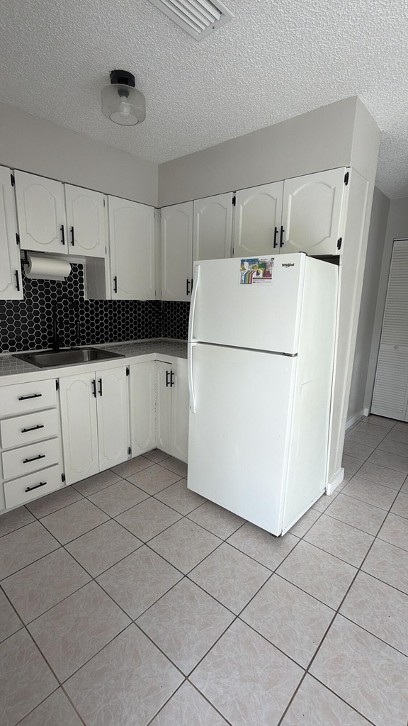 47 Se 13th Street - Photo 14