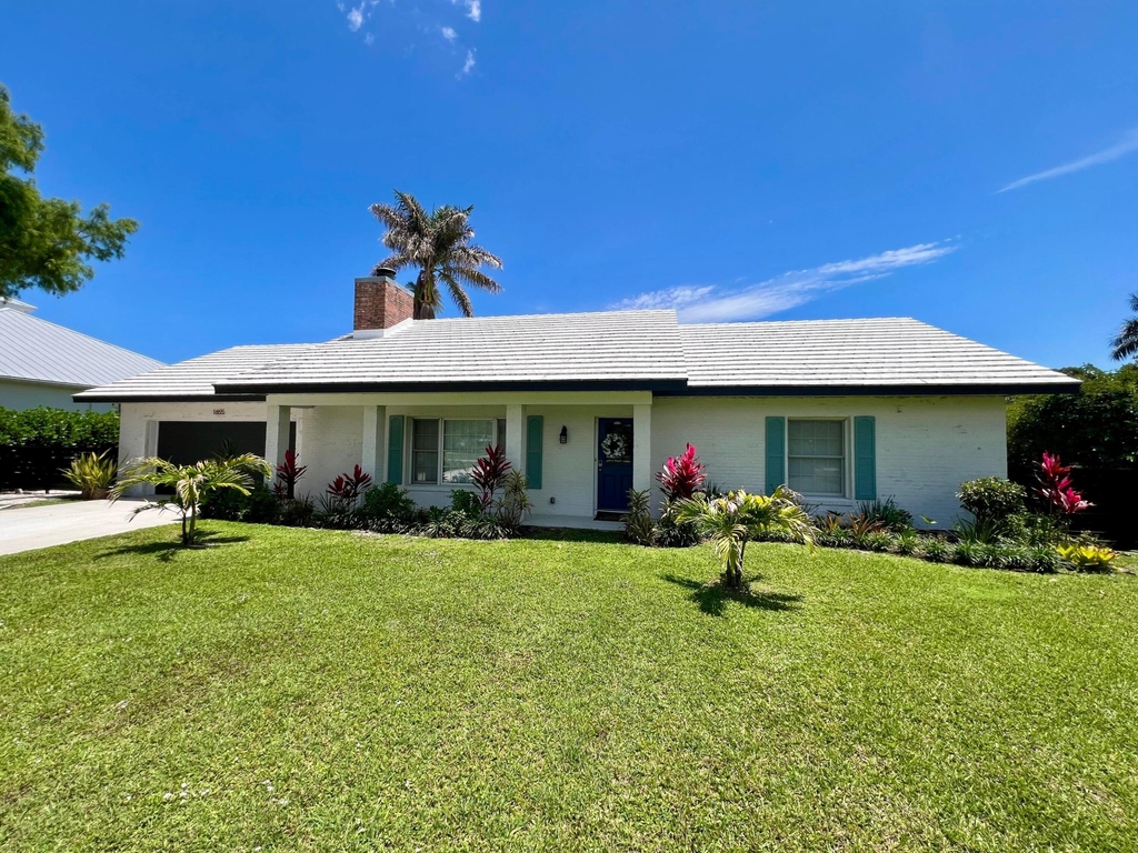 1655 Nw Fork Road - Photo 3