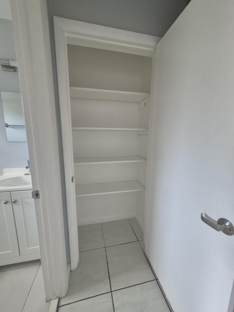 7221 Venetian Street - Photo 6