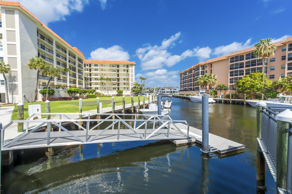 2871 N Ocean Boulevard - Photo 11