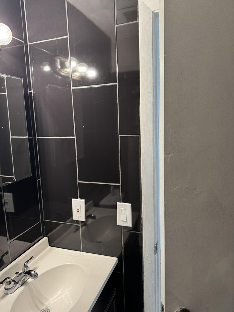 4356 Maine Street - Photo 10