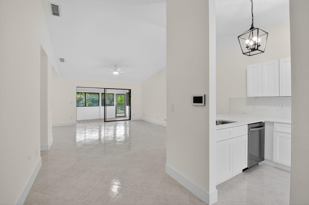 29 Fawlkland Circle - Photo 6