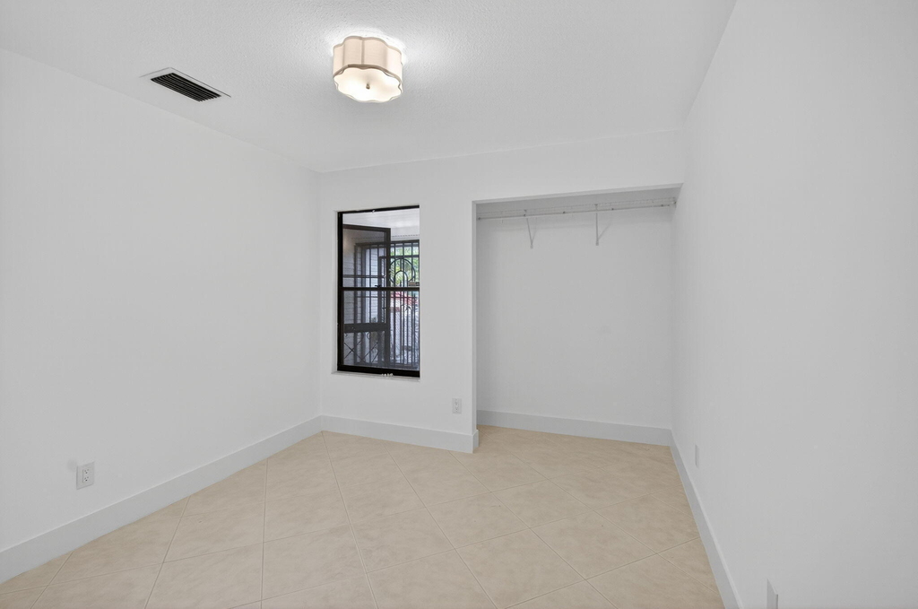 29 Fawlkland Circle - Photo 16