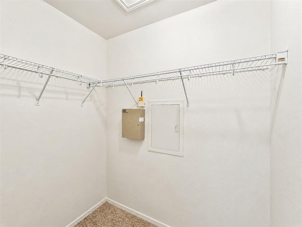 2500 Flame Lily Road - Photo 4