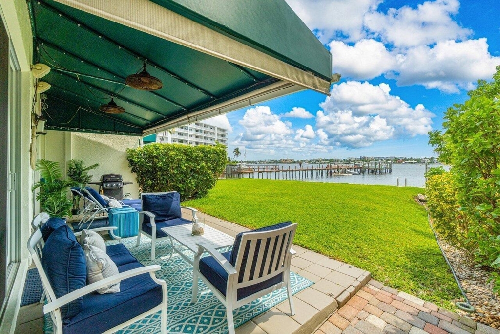 324 N Lake Drive - Photo 34