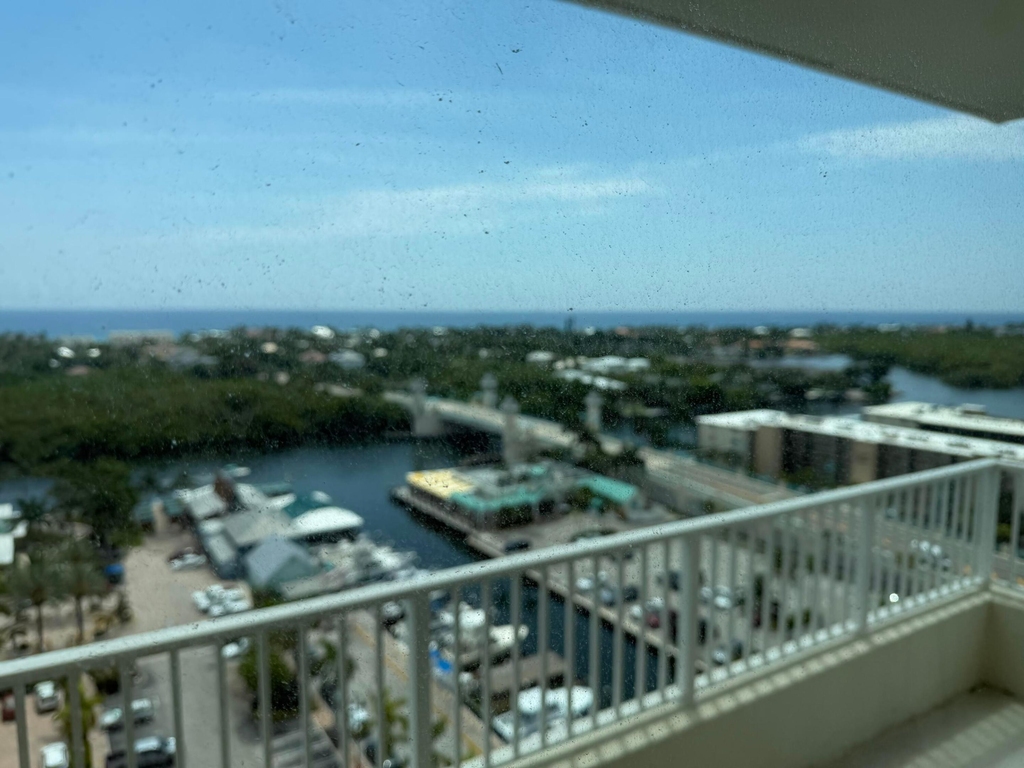 625 Casa Loma Boulevard - Photo 1