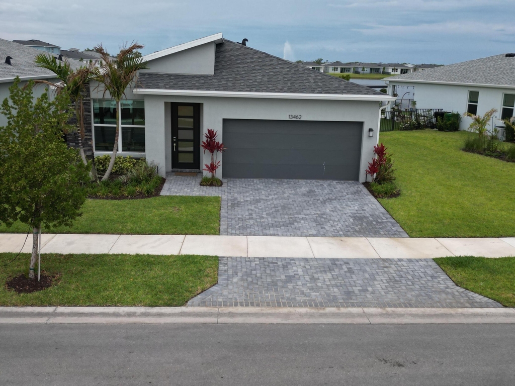 13462 Sw Bally Drive - Photo 1