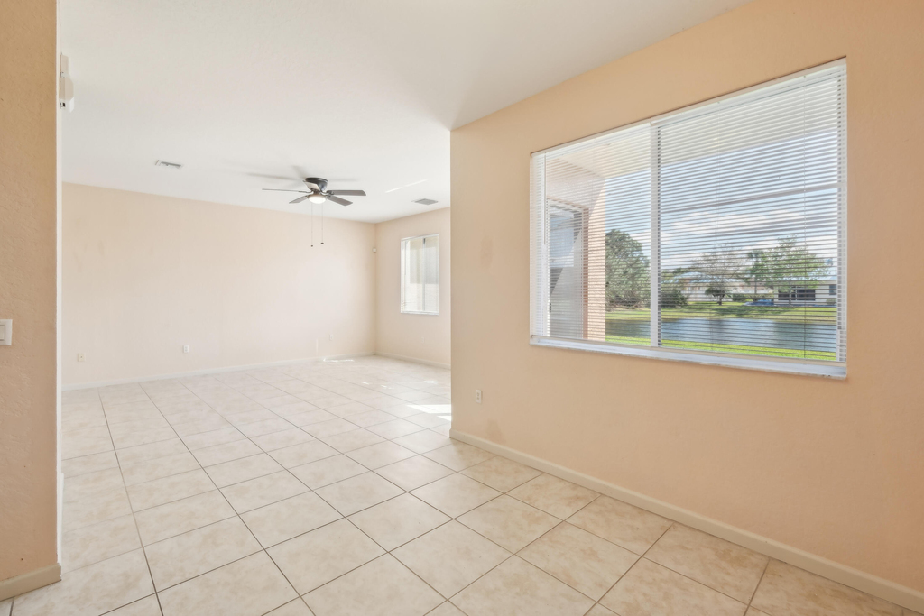 2584 Sw Stockbridge Sq Square Sw - Photo 18