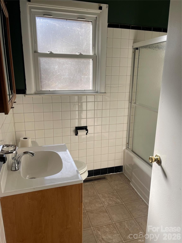 634 23rd Avenue Ne - Photo 11