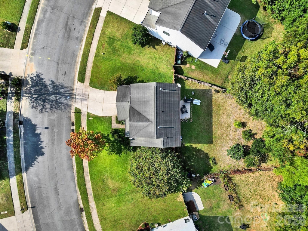 10541 Haddington Drive Nw - Photo 2