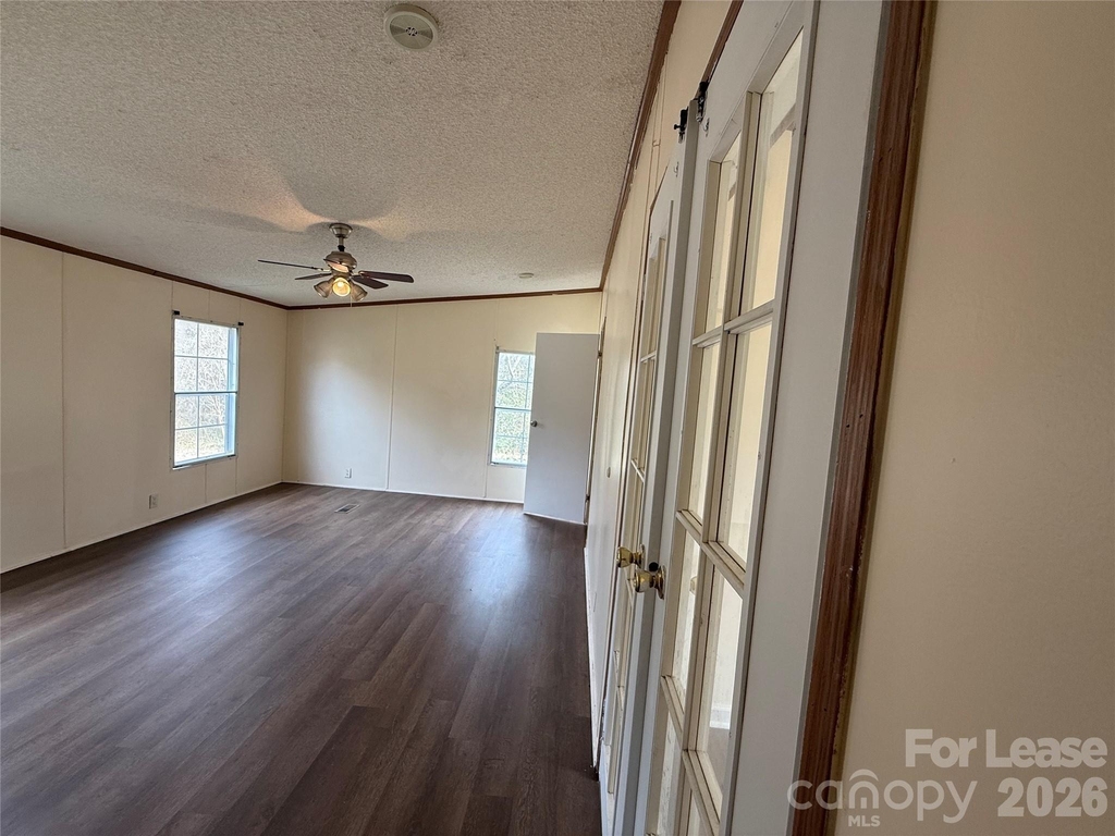 3805 Saluda Road - Photo 14