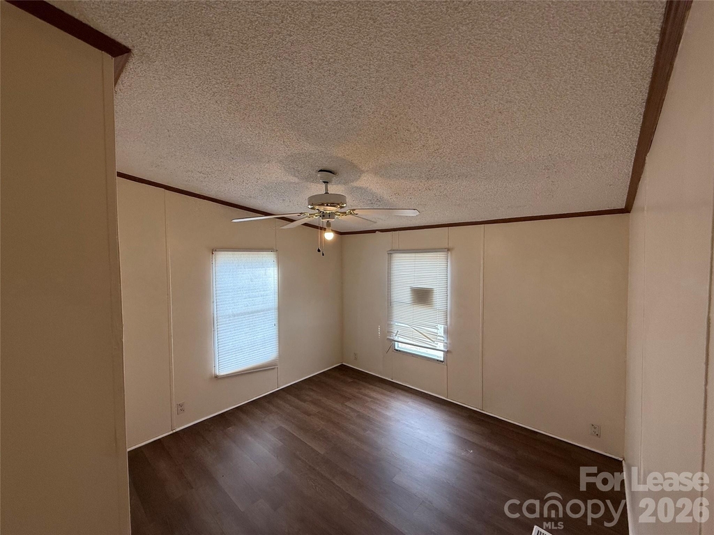 3805 Saluda Road - Photo 15