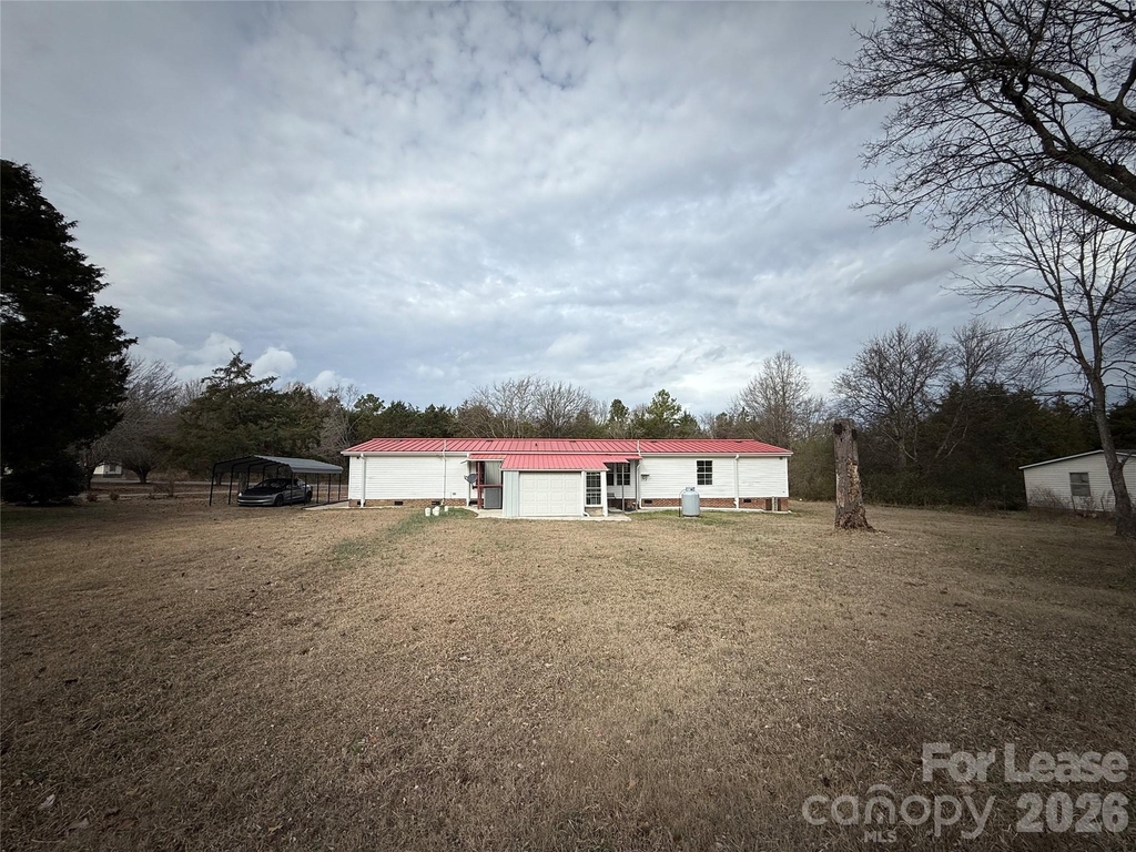 3805 Saluda Road - Photo 4