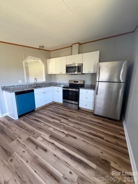 2379 Peeler Road - Photo 11