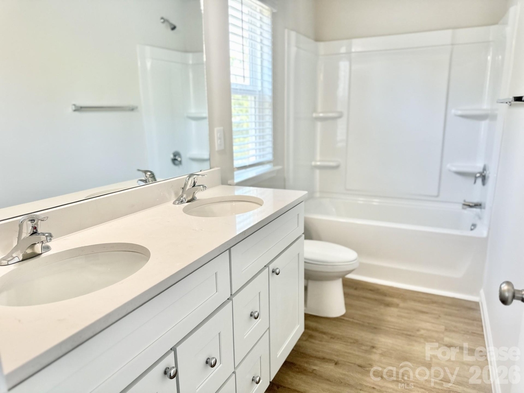 2290 Marsh Hawk Street - Photo 10