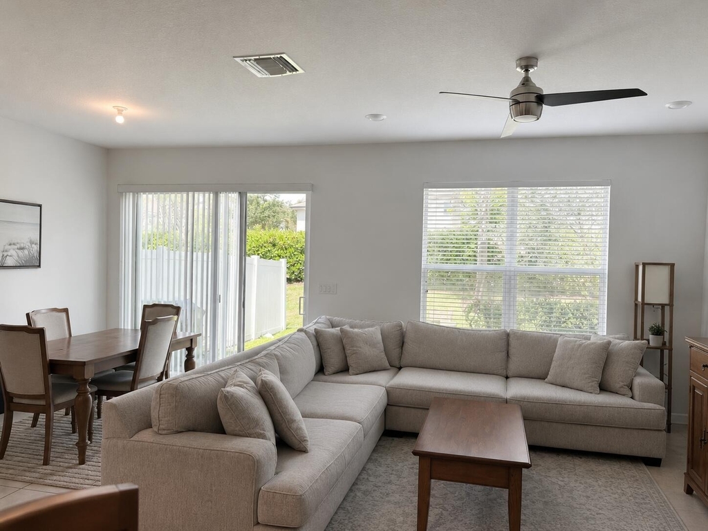 4329 Veleiros Avenue - Photo 7