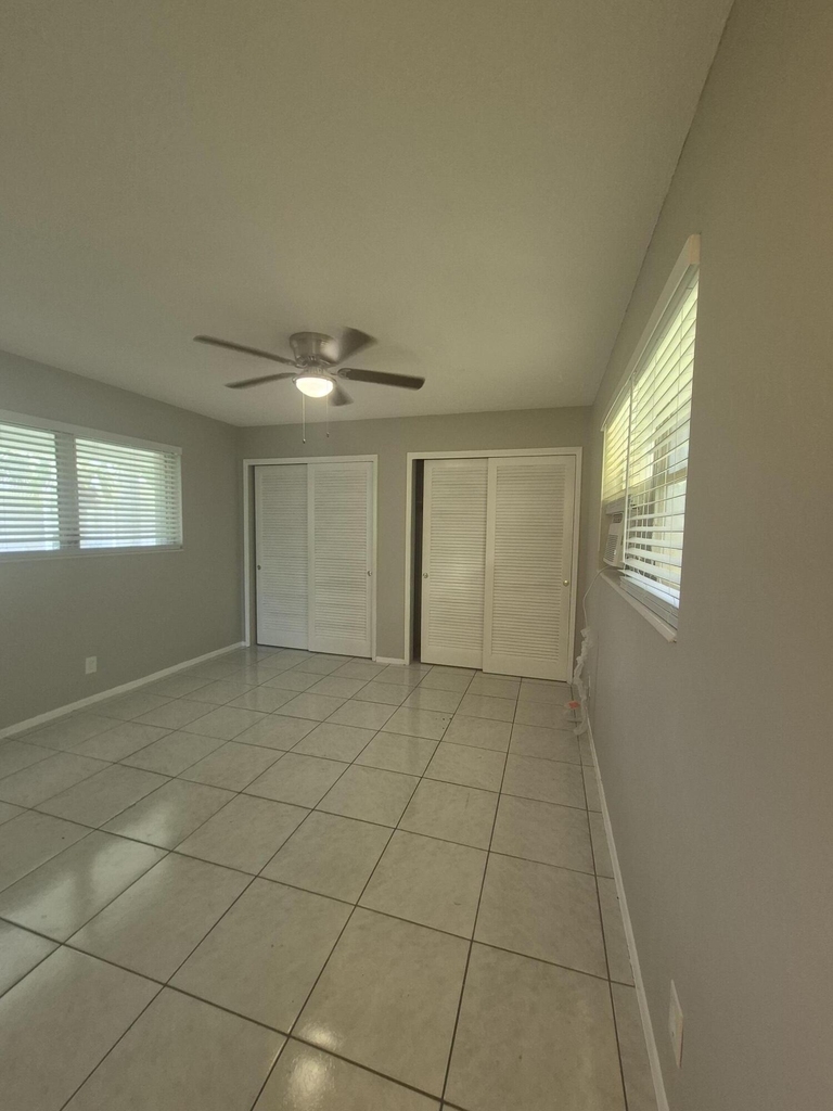 325 Nw 25th Street - Photo 6