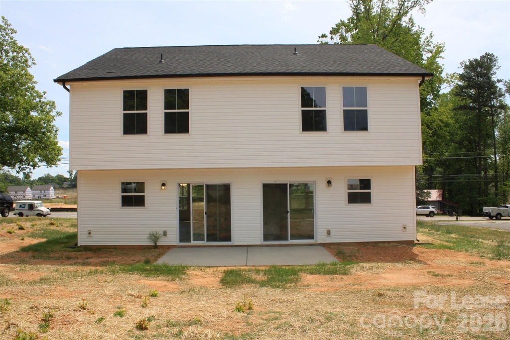 574 W Park Avenue - Photo 20