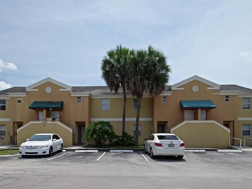 2431 Nw 56th Avenue - Photo 0