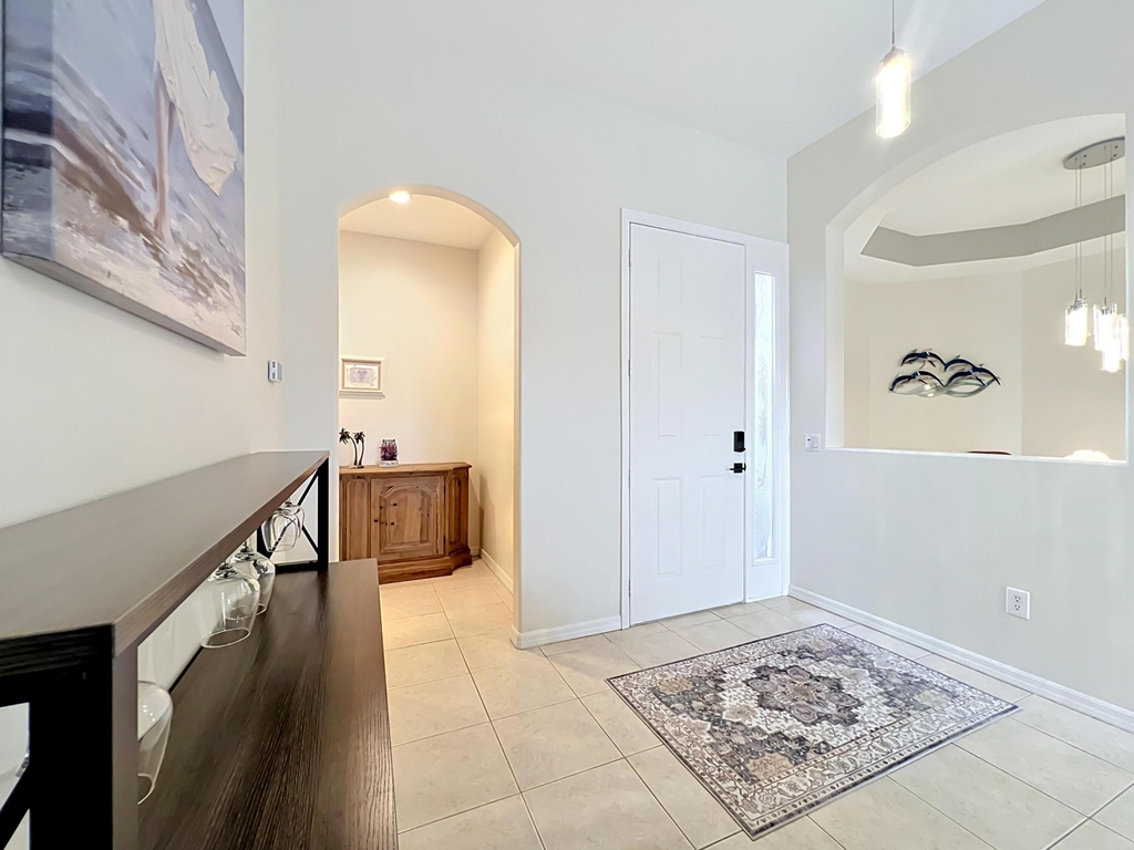 1343 Shoreline Circle - Photo 7