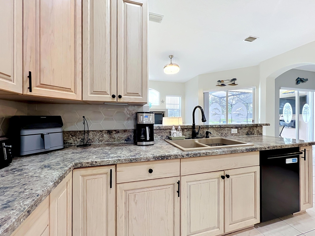 1343 Shoreline Circle - Photo 17