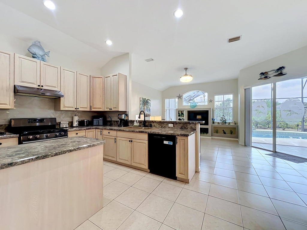 1343 Shoreline Circle - Photo 21
