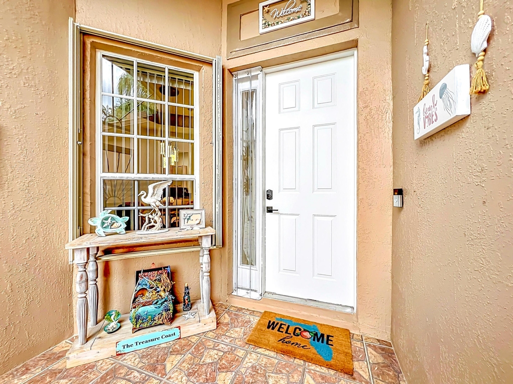 1343 Shoreline Circle - Photo 5