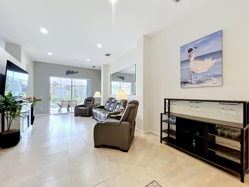 1343 Shoreline Circle - Photo 8