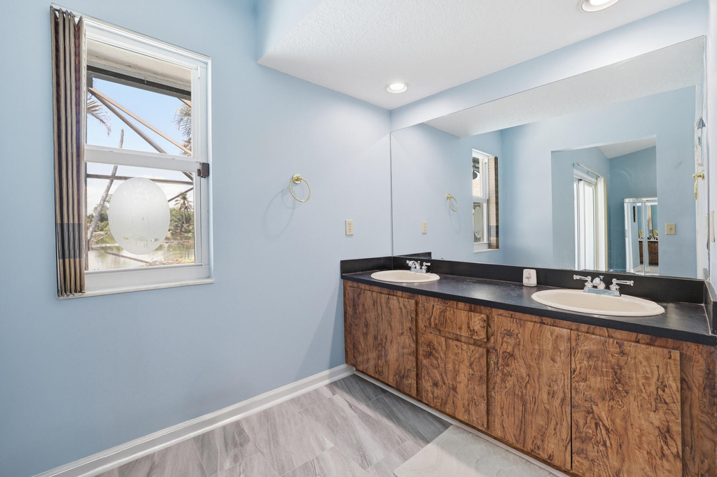 191 Parkwood Drive - Photo 11