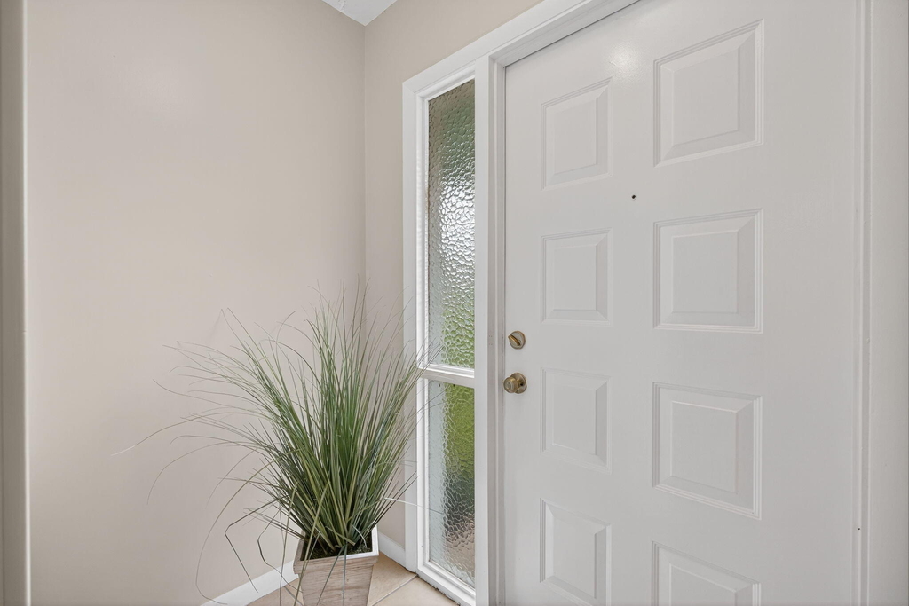 1127 E Seminole Avenue - Photo 23